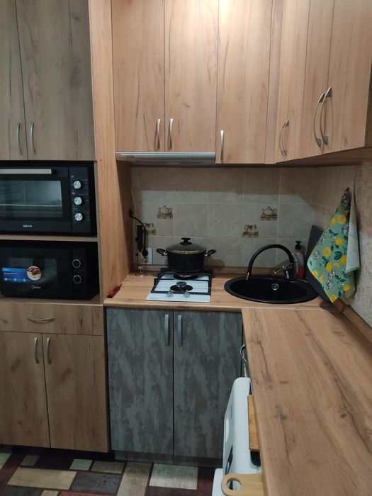 МЕНЯЮ..3ку на дом