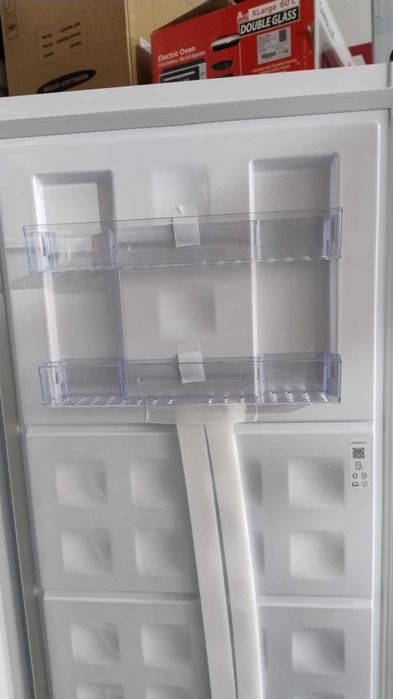 Чисто нов Вертикален Фризер BEKO-БЕКО 192 см 404 л AeroFlow™ No Frost