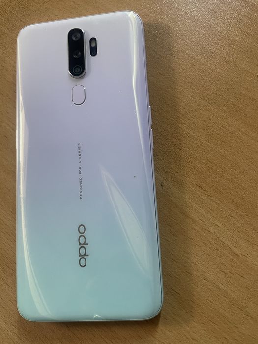 Продам отличный смартфон OPPO A9 2020