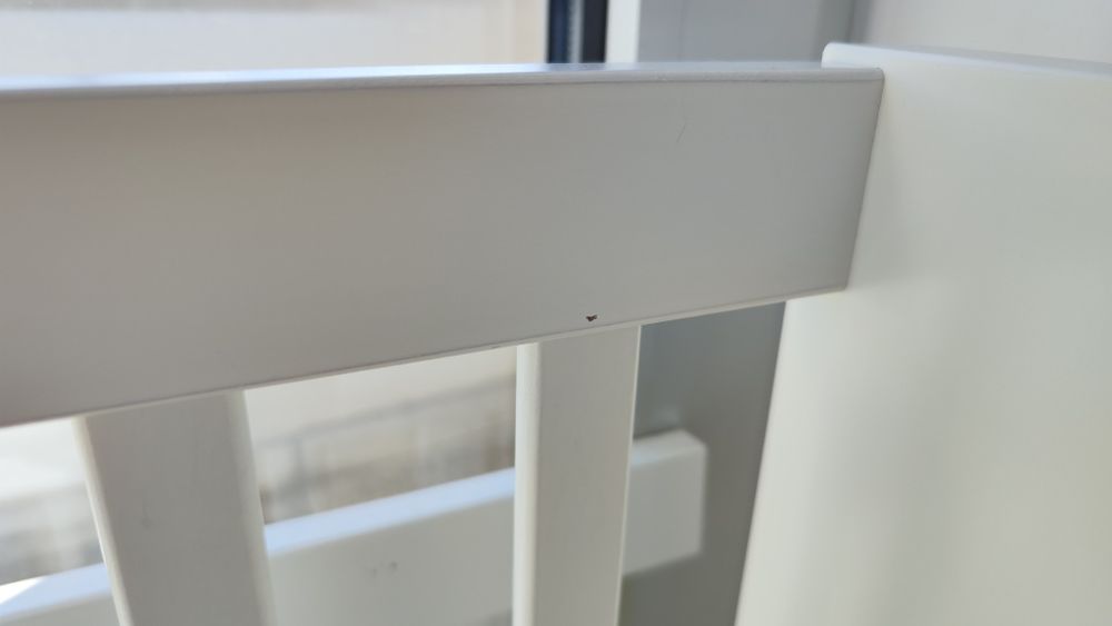 Vand patut bebe Ikea Stuva folosit, cu saltea si aparatori