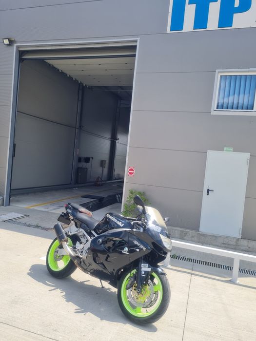 Kawasaki Ninja ZX-9R