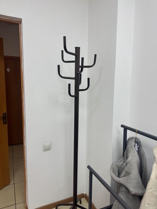 Вешалка железная