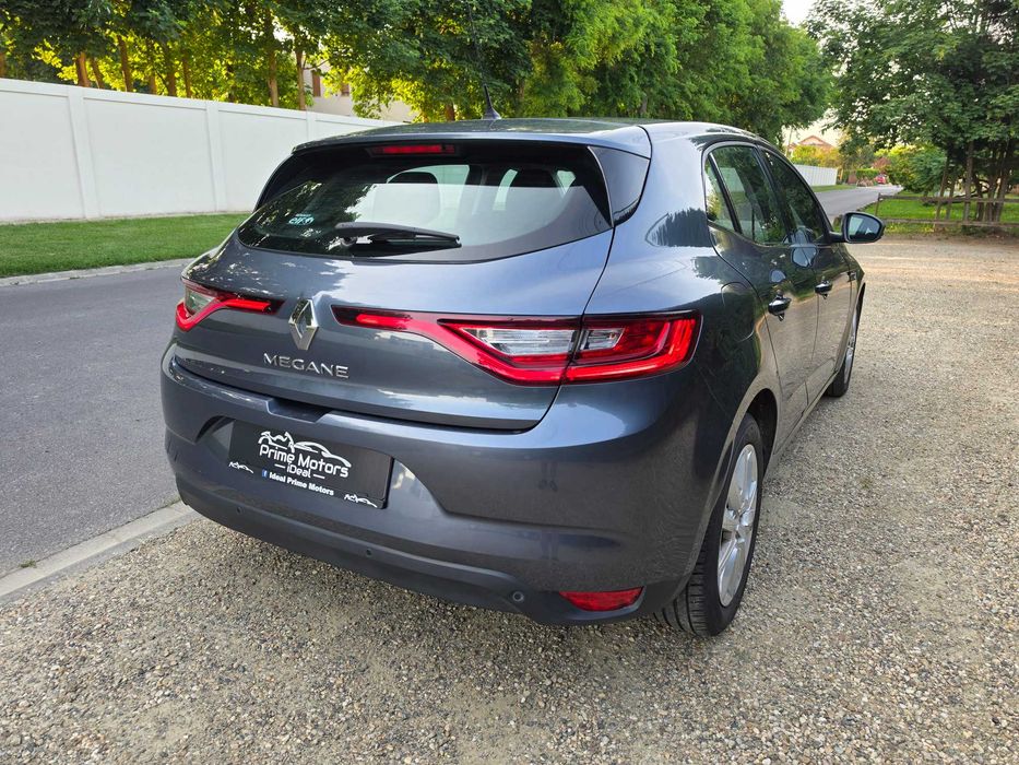 Renault Megane IV hatchback BUSINESS - 1.5 DCI 2019, EURO 6, garanție motor și cutia de viteze, posibilitate vânzare în RATE