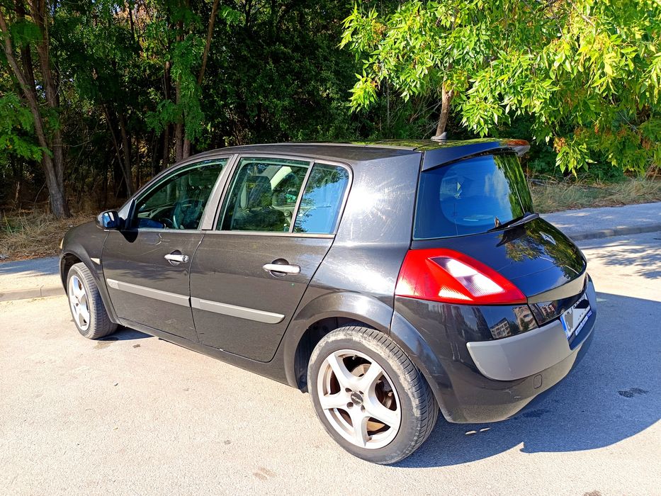 Рено Меган 1,9 dCI 2004 г на части