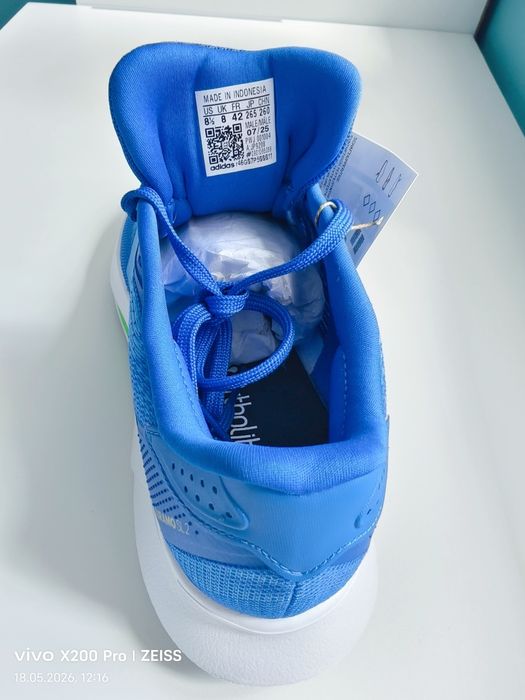 Продаются мужские кроссовки Adidas