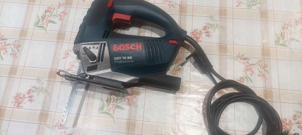 Bosch GST 75 BE прободен трион