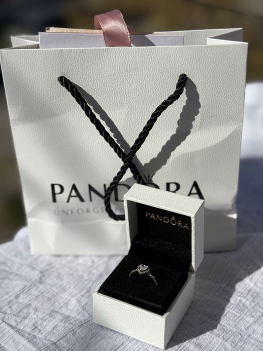 Inel pandora inima alba in relief