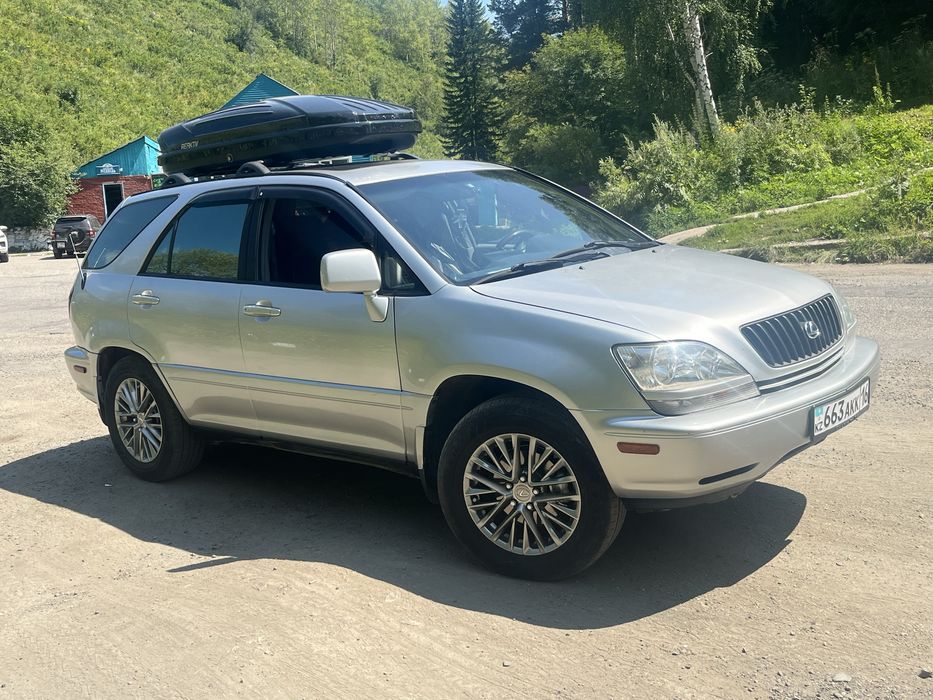 Продам лексус рх 300