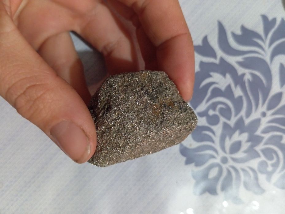 Прадам камень пирит