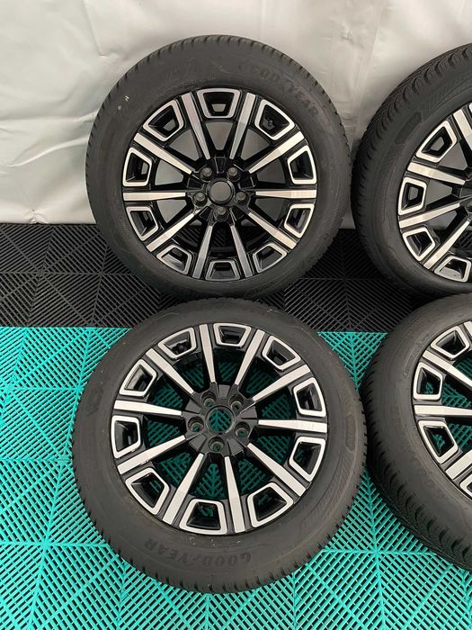 Jante noi R18 anvelope noi allseason 195 60 R18 Renault Megane E Tech