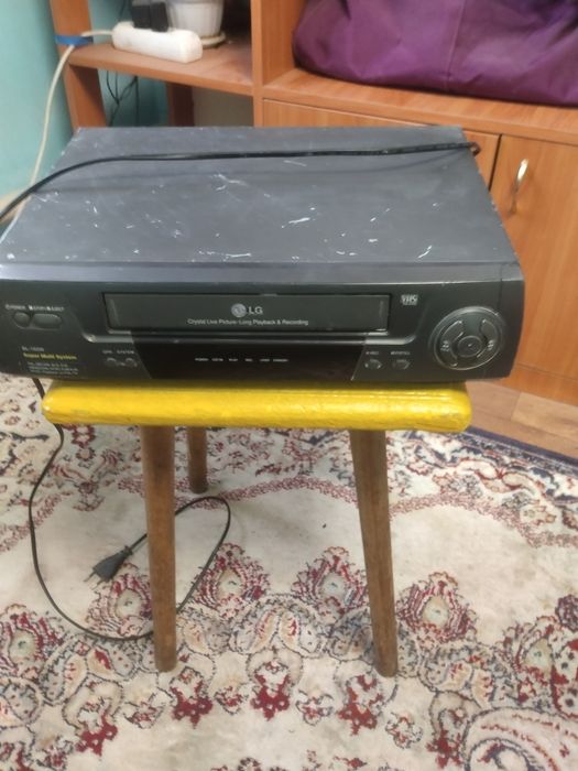 Видио магнидафон LG