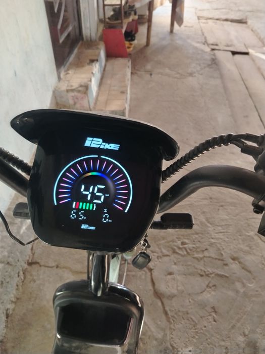 Скутер новый очень хорошее состояние