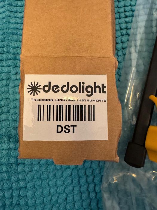 Oferta speciala trepiede Dedolight DST