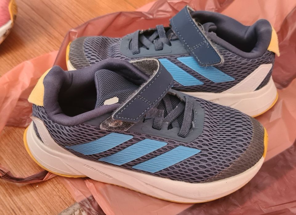 Оргинални маратонки Адидас