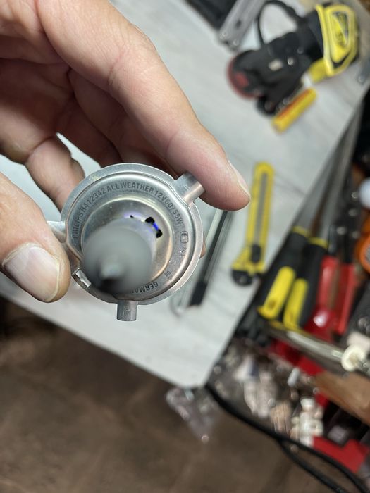 Крушки н4 philips ,