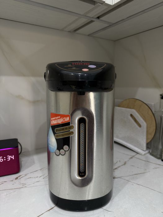 СРОЧНО! Продается термопот 6,8 литров