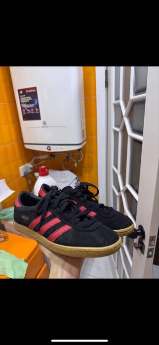 Кросовки adidas оригинальные
