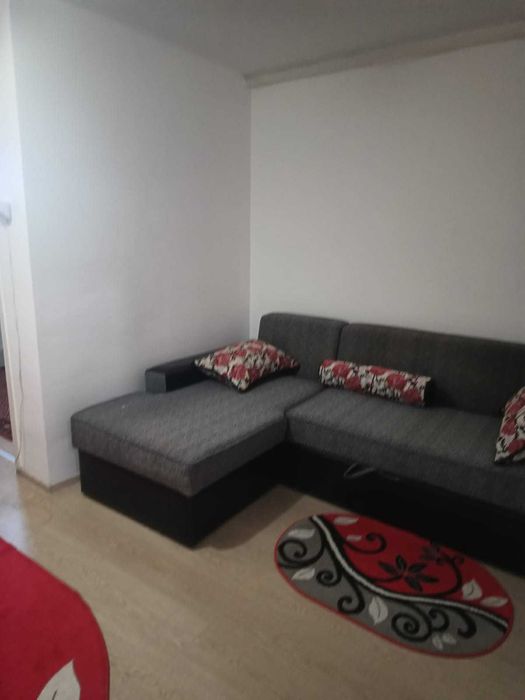 Inchiriez garsoniera