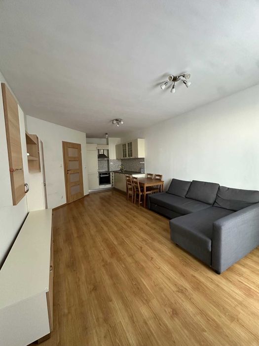 Дава се под наем Двустаен апартамент в София, Младост 4 - 60 кв.м за 550 € - Снимка #2