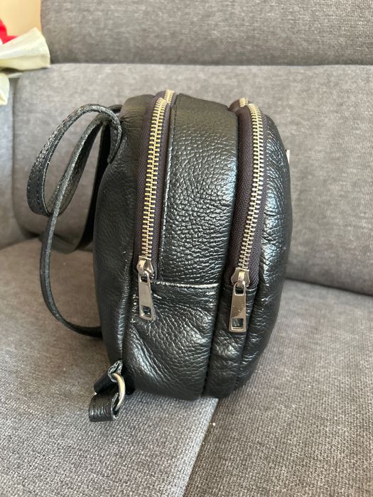 Малка кожена раница