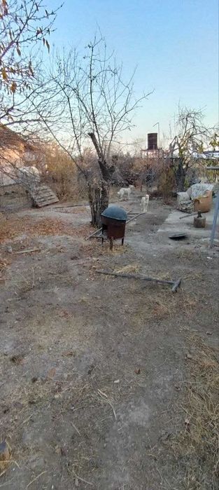 Участок сотилади 9 сот, фасад 18 м, Бектемирский район, ориентир РОВД