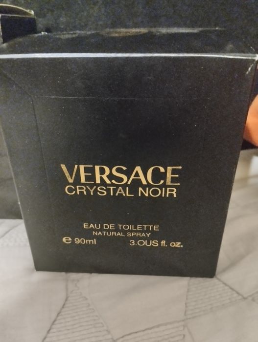 Продавам парфюми на Диор и Версаче