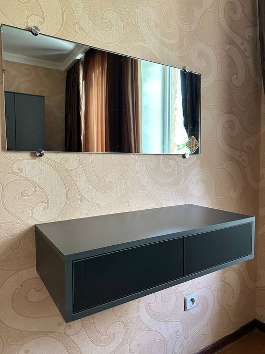 Навесная тумба (консоль) 2 ящиков с МДФ