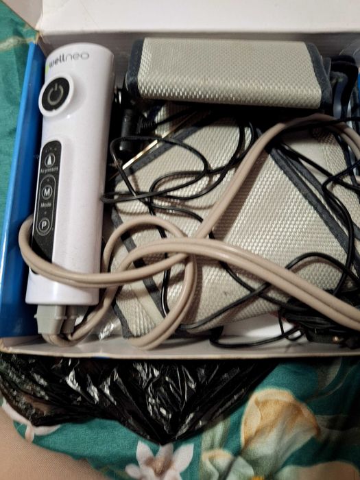 МАСАЖОР Уелнео шиацу  въздушен  4в1 Wellneo 4IN1 AIR PRESSURE MASSAGE