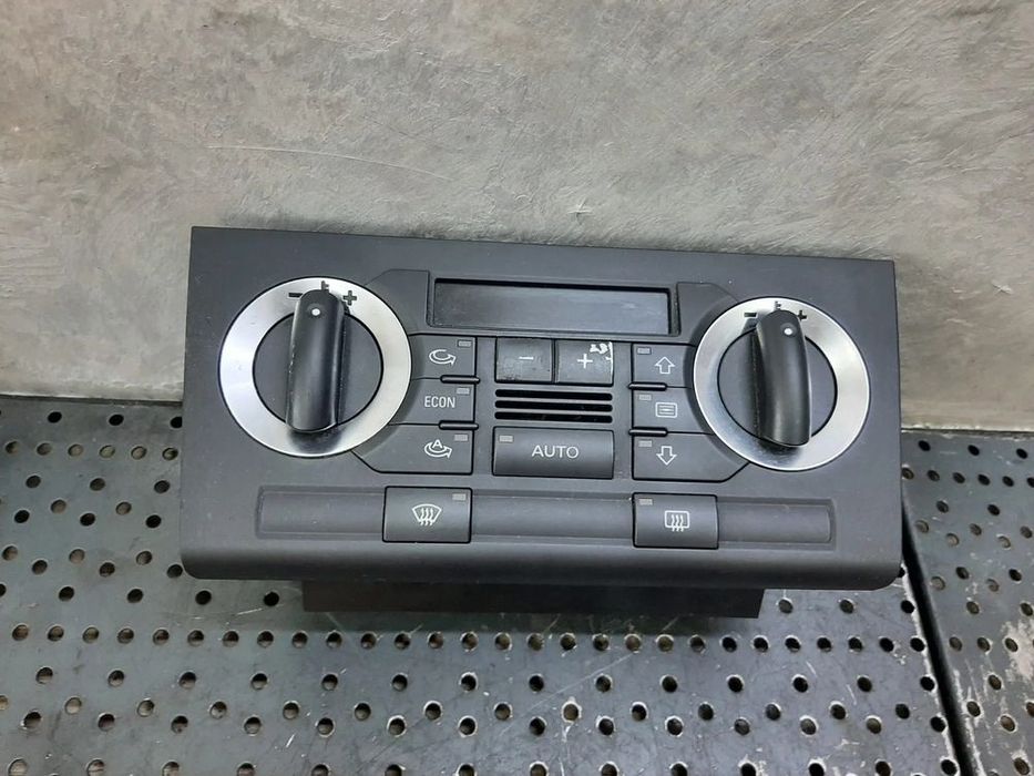 panou comenzi clima  audi a3 8p 8p0820043m