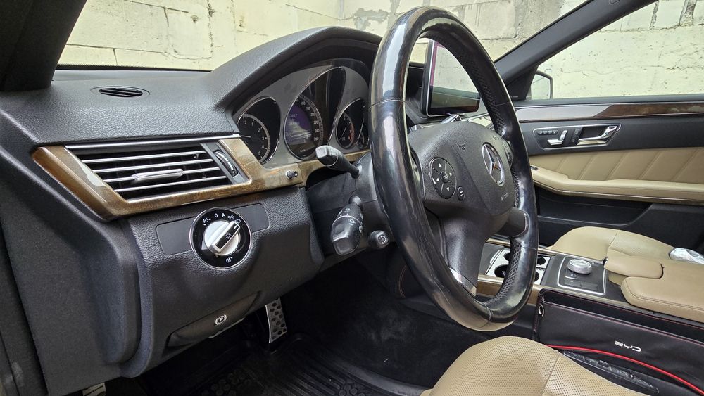 Mercedes E550 388 коня w212 ГАЗ