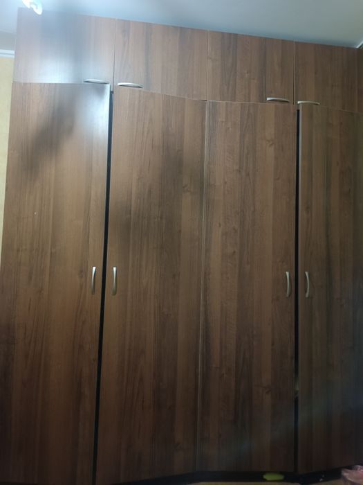 4-х дверный шкаф с кроватью