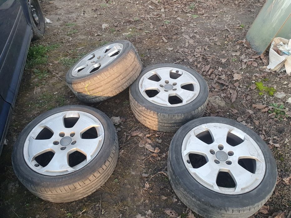 Jenti aliaj Audi pe 17