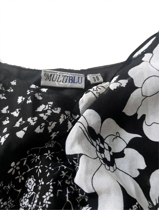 Bluza neagra voal cu flori albe si fundita - Marime M