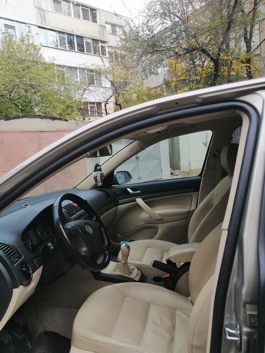 Skoda Octavia 2 - 1.8 TSI (160 CP) - Interior piele bej