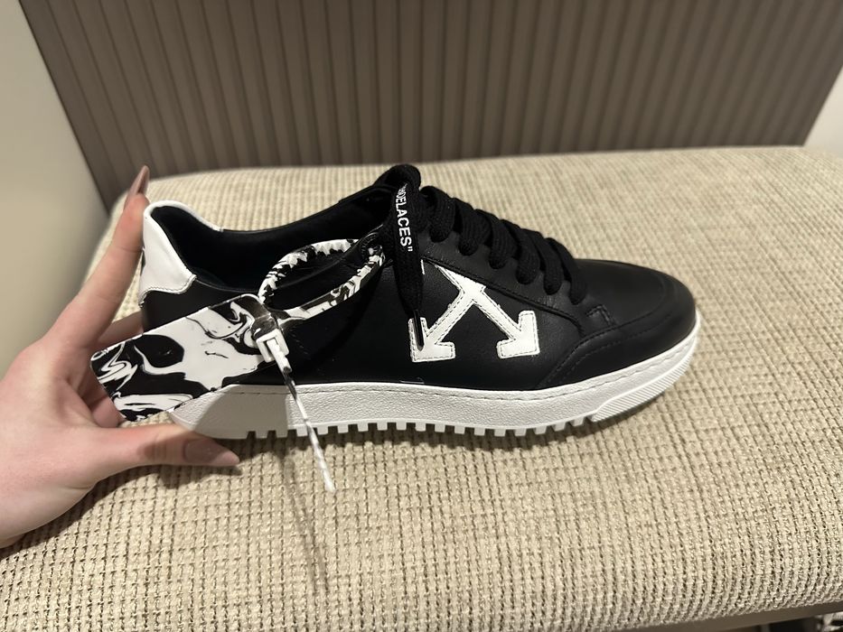 Off white кеды 38 размер