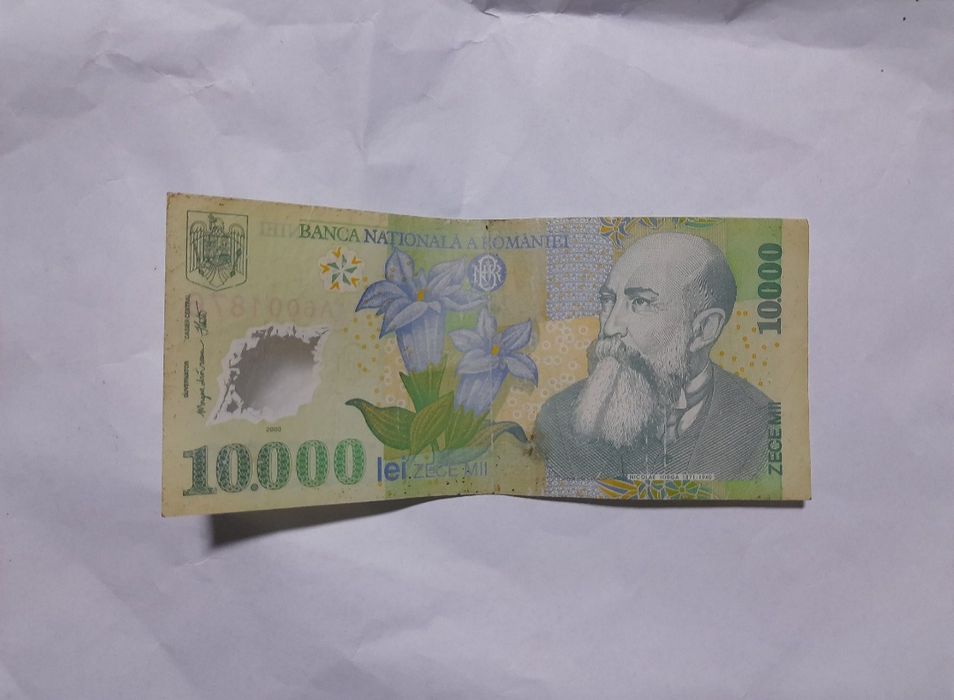 Vând:Bagnota de 10.000 de lei vechi din 2000