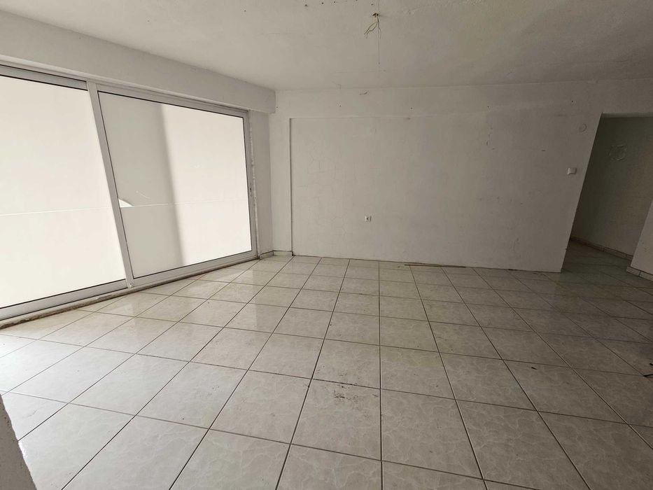 ПРОДАВА се офис 100 кв.м в Агиос Йоанис Кавала (код 4481)