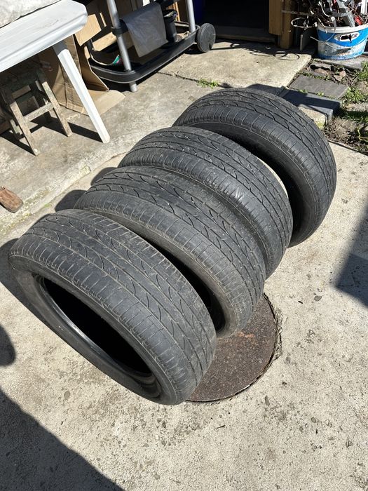 Anvelope Cauciucuri Bridgestone 215 60 17 vara