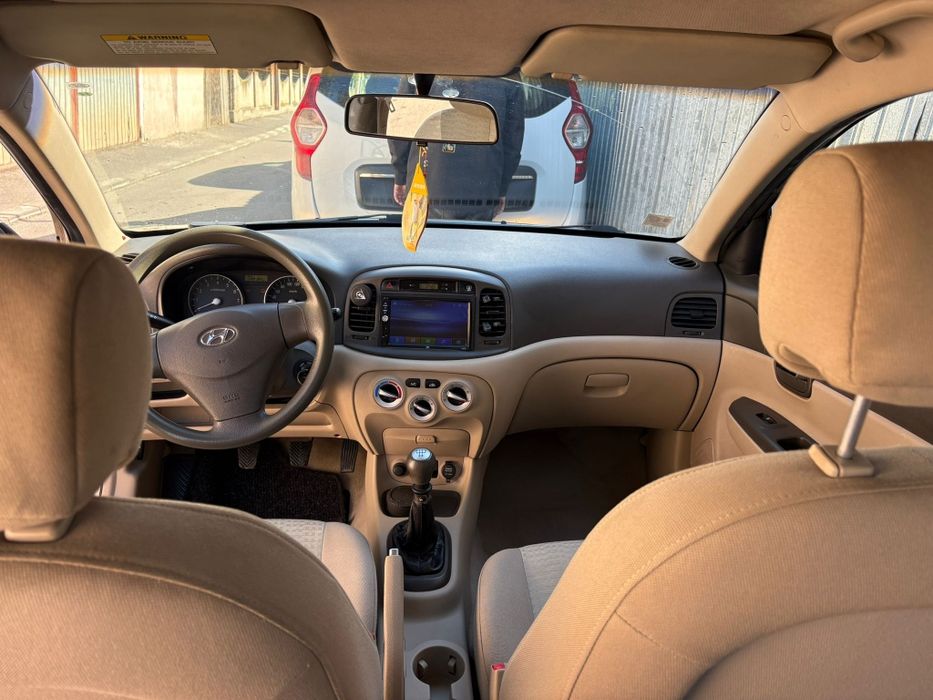 Hyundai Accent 1.6 benzina