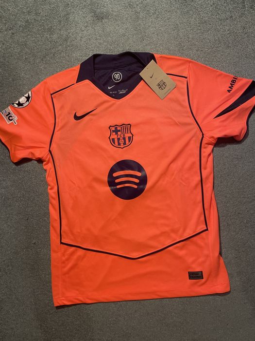 Tricouri Barcelona Marimea M Noi
