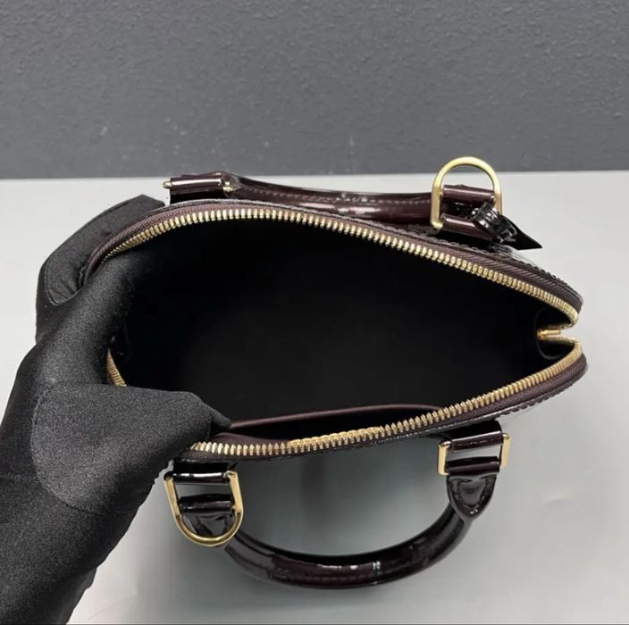 Geanta Louis Vuitton
