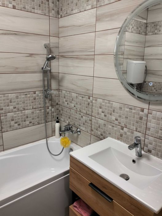 schimb cu apartament -garsoniera-penthouse +- dif