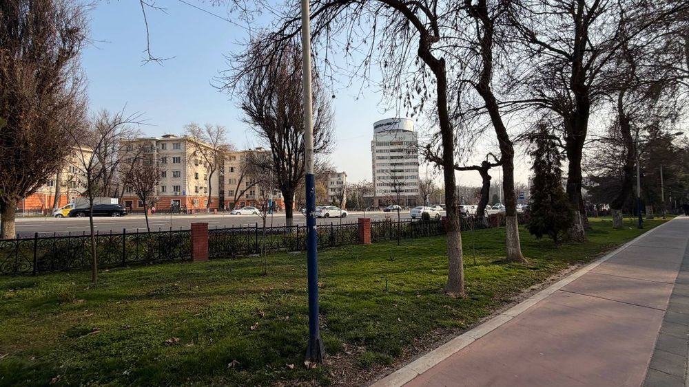 3/4/5 метро Буюк Ипак ийули,Светлана,68 м2,кирпич,сквозная планировка