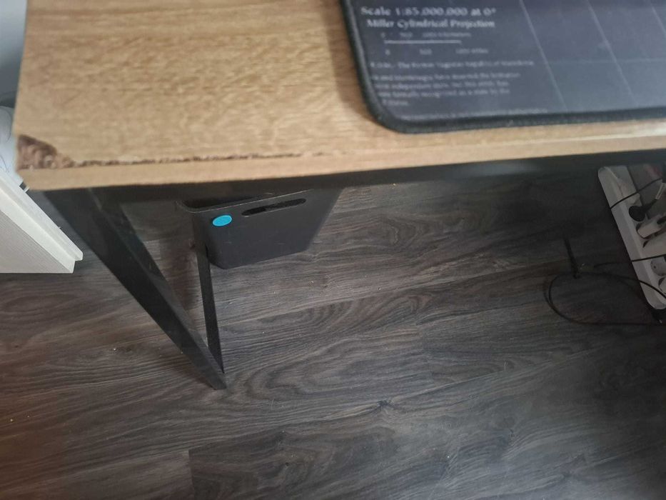 Vand doua seturi mobila diferite