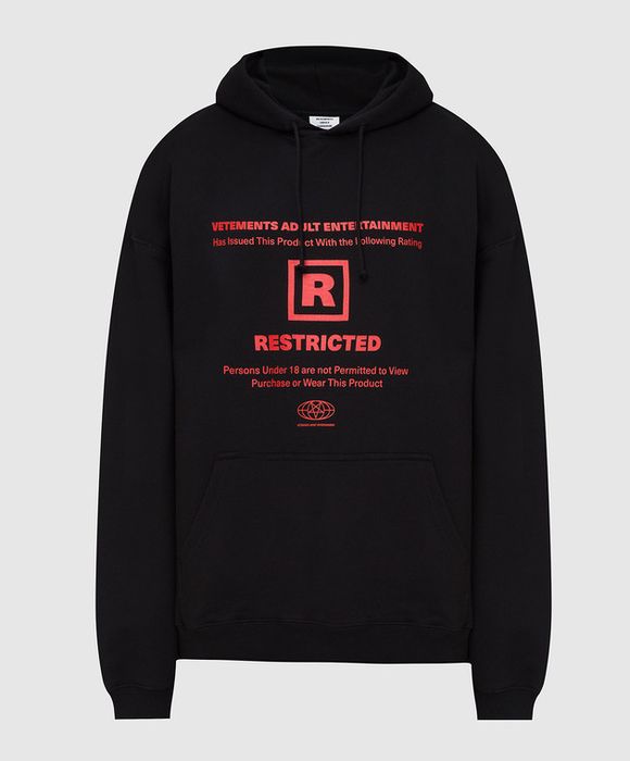 vetements restricted