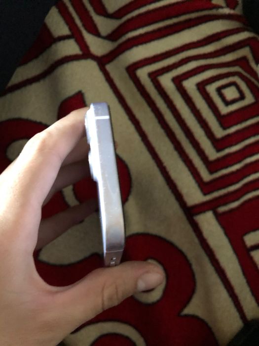 Iphone 14 док бар