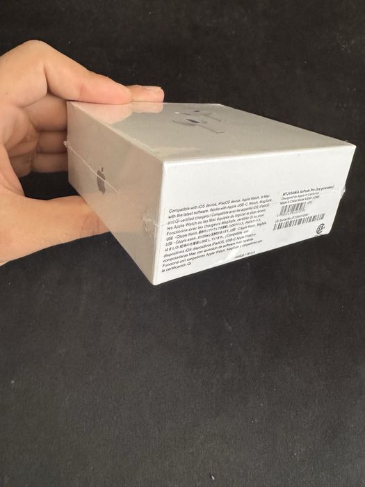 Apple - AirPods Pro 2nd Gen