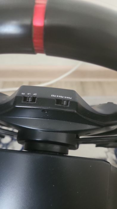 Игровой руль продам