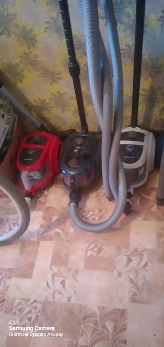 Пылесосы 2 шт в рабочем состоянии,