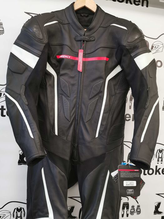 !NOU CU ETICHETA! Costum moto Sedici marime 52